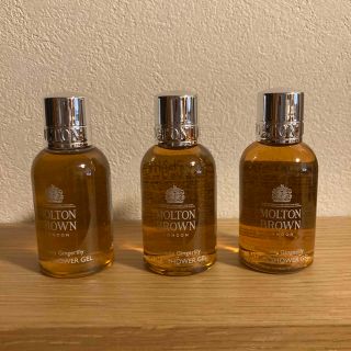 モルトンブラウン(MOLTON BROWN)の【新品・未使用】モルトン・ブラウン　バス&シャワージェル3本セット(ボディソープ/石鹸)