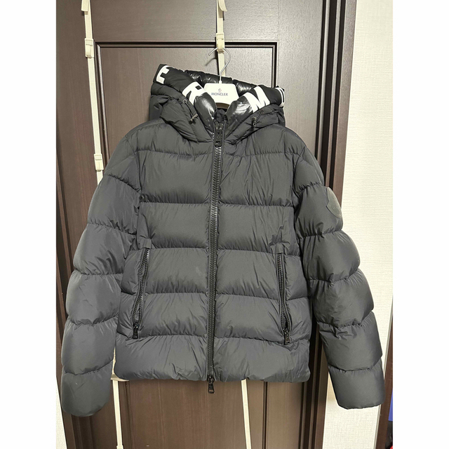 超安い】 MONCLER - モンクレール デュボア dubois 美品 サイズ 2ほぼ