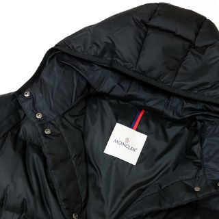 MONCLER - MONCLER BURGAUX 新品未使用 モンクレールの通販 by megu