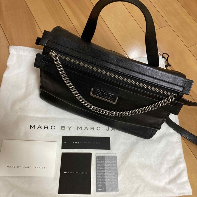 MARC BY MARC JACOBS(マークバイマークジェイコブス)の【美品】マークバイマークジェイコブス　2wayショルダー　レザー レディースのバッグ(ショルダーバッグ)の商品写真