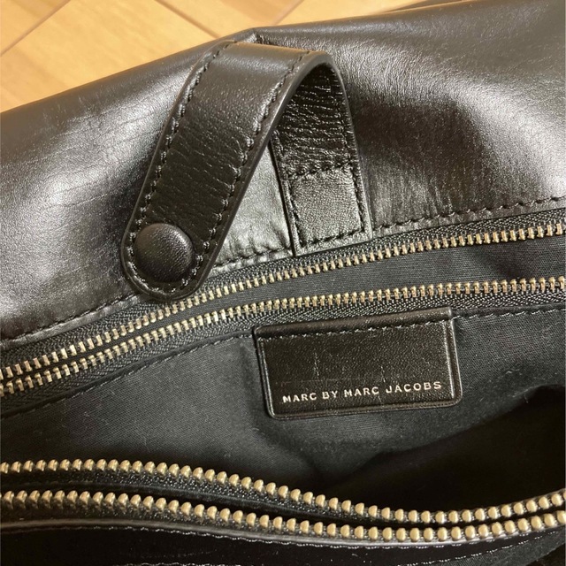 MARC BY MARC JACOBS(マークバイマークジェイコブス)の【美品】マークバイマークジェイコブス　2wayショルダー　レザー レディースのバッグ(ショルダーバッグ)の商品写真