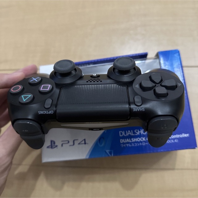 PlayStation4(プレイステーション4)のSONY CUH-ZCT2J Playstation4  コントローラー エンタメ/ホビーのゲームソフト/ゲーム機本体(家庭用ゲーム機本体)の商品写真