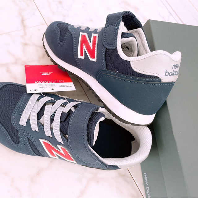 New Balance(ニューバランス)の17.0 新品 ニューバランス スニーカー 373 ネイビー キッズ ジュニア キッズ/ベビー/マタニティのキッズ靴/シューズ(15cm~)(スニーカー)の商品写真