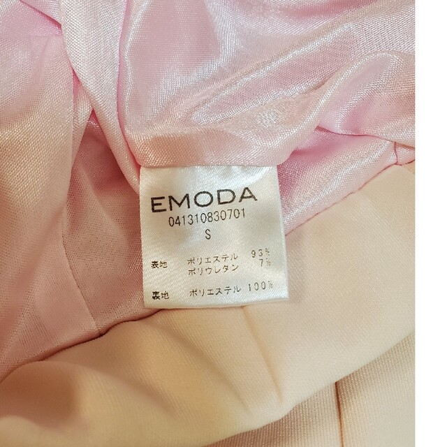 EMODA(エモダ)のDMODAタイトスカート レディースのスカート(ミニスカート)の商品写真