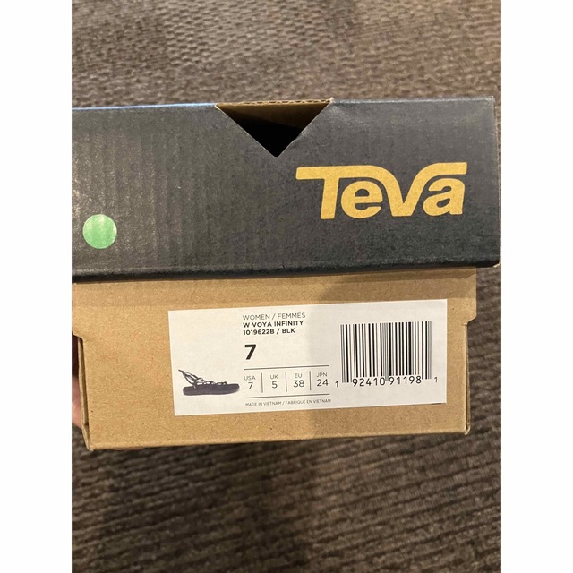 Teva(テバ)のテバ　ボヤ　インフィニティ　teva 24.0 US7 レディースの靴/シューズ(サンダル)の商品写真