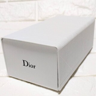 Dior - 新品 Dior メガネケース ディオール 純正品 サングラスケース (角白Ｌ)