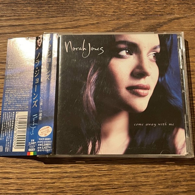 【Norah Jones (ノラ・ジョーンズ)】come away with~ エンタメ/ホビーのCD(ジャズ)の商品写真