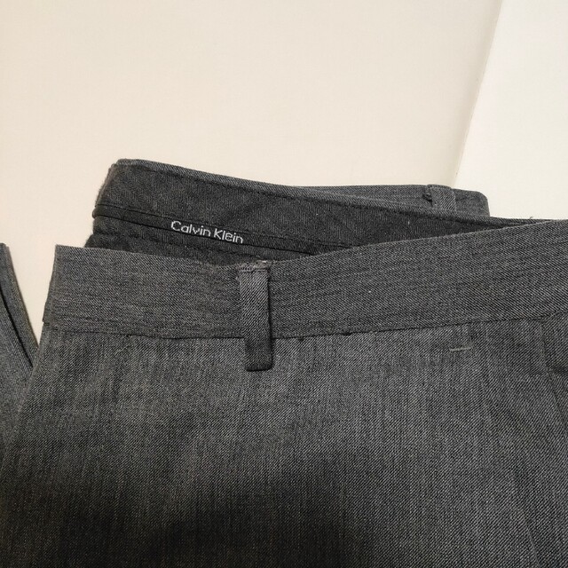 Calvin Klein(カルバンクライン)のカルバンクライン CalvinKlein スラックス グレー メンズのパンツ(スラックス)の商品写真