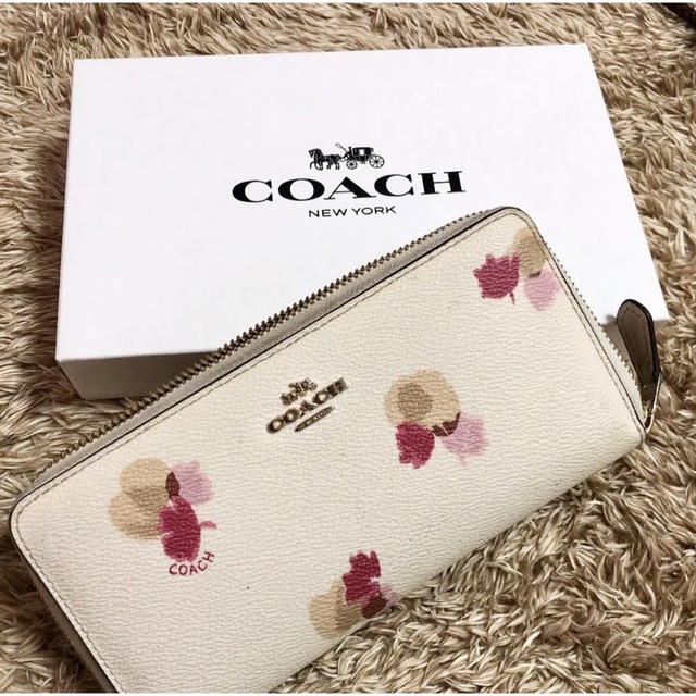 COACH(コーチ)のcoach 財布　レディース メンズのファッション小物(長財布)の商品写真