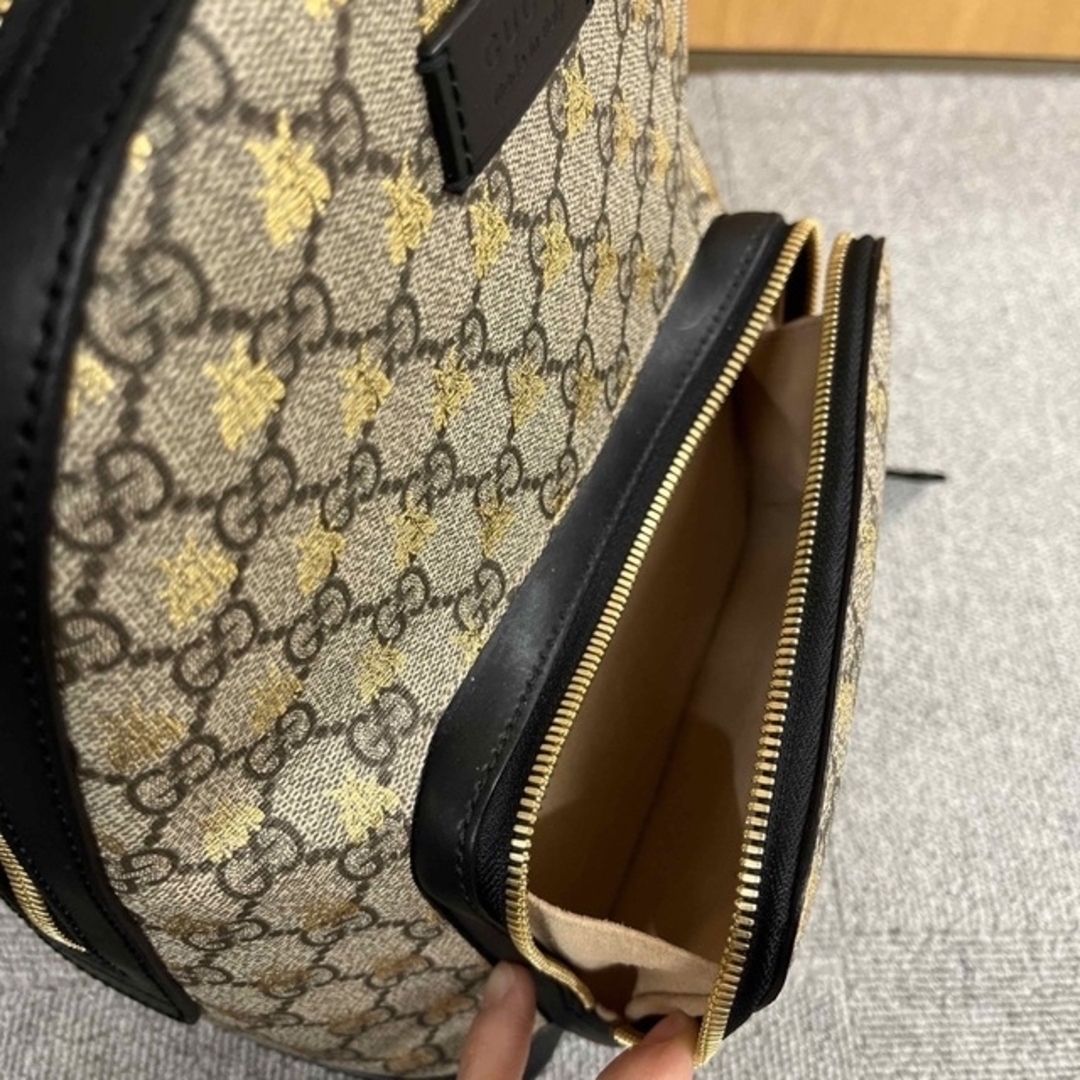 グッチ リュック・デイパック GGスプリーム ビー バックパック グッチ リュック・デイパック GGスプリーム ビー バックパック