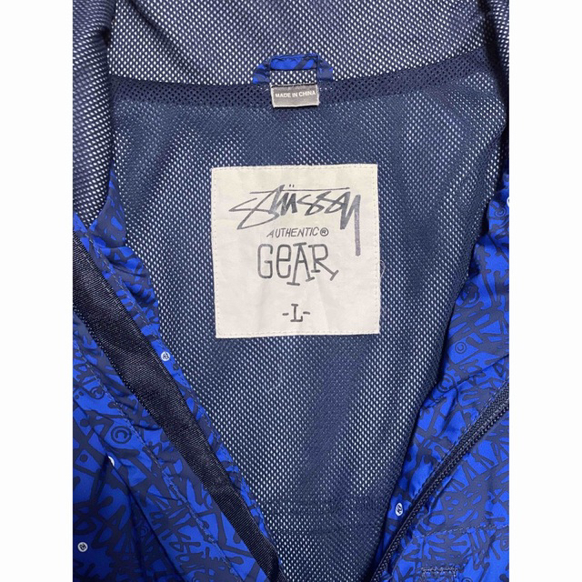 STUSSY(ステューシー)のstussy ナイロンジャケット 総柄 メンズのジャケット/アウター(ナイロンジャケット)の商品写真