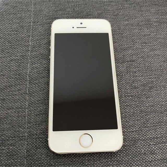 iPhone 5S ゴールド　32GB スマホ/家電/カメラのスマートフォン/携帯電話(スマートフォン本体)の商品写真