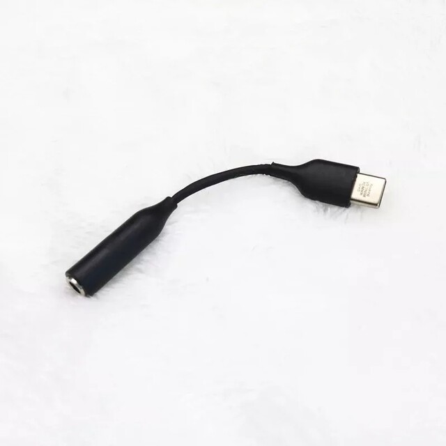 2個 USB Type C - 3.5 mm イヤホン変換ケーブル DAC内蔵型 スマホ/家電/カメラのスマホアクセサリー(ストラップ/イヤホンジャック)の商品写真