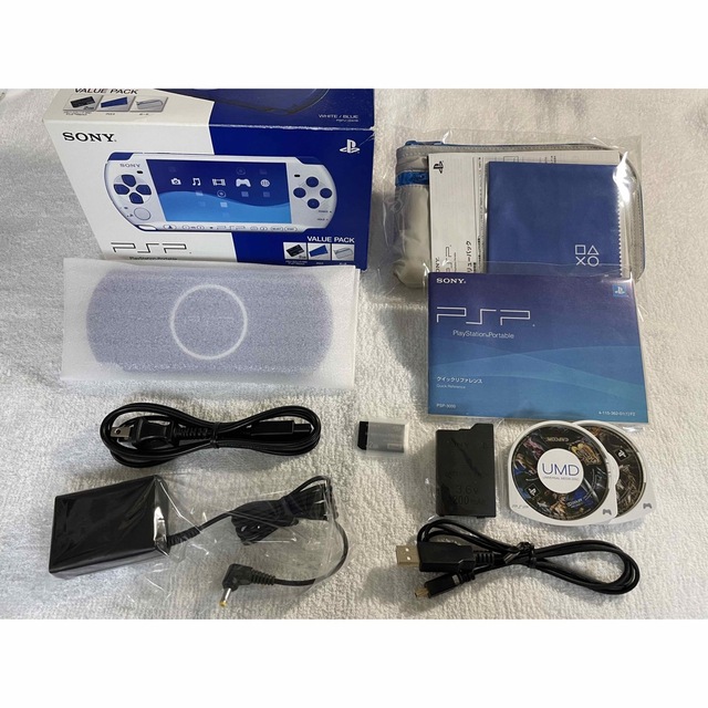レア　PSP-3000 (PSPJ-30018) ホワイト/ブルー