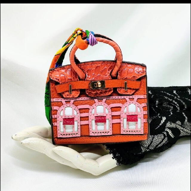 匿名配送　バッグチャーム　ミニチュアバッグ　キーレスケース　キーホルダー　新品 ハンドメイドのファッション小物(バッグチャーム)の商品写真