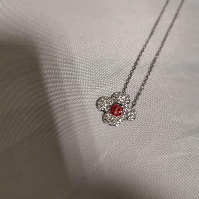 438新品 スワロフスキー ネックレス ピアス セット てんとう虫