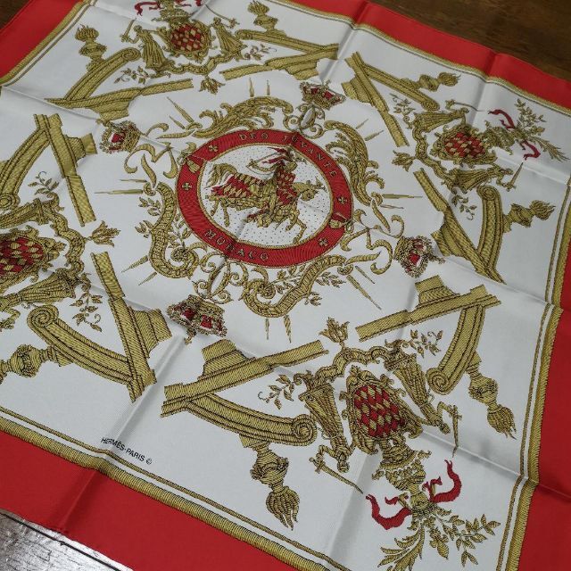 美品 HERMES エルメス スカーフ PARIS qui ROULE 馬車 【お買い得