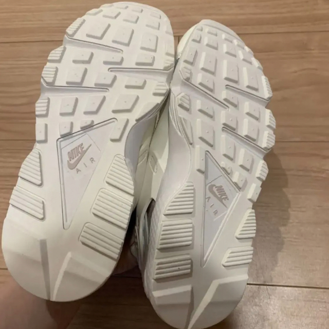 【NIKE】新品AIR HUARACHE エアハラチ スニーカー 23 4