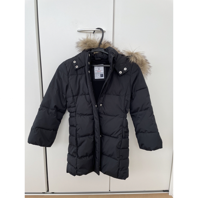 GAP Kids(ギャップキッズ)のGAP KIDS ファー付きコート　120センチ キッズ/ベビー/マタニティのキッズ服女の子用(90cm~)(コート)の商品写真