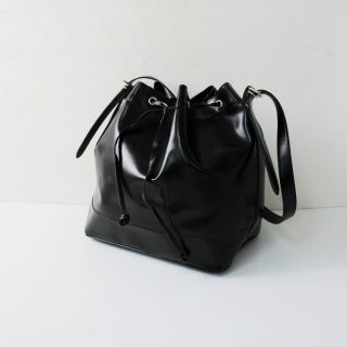 コム デ ギャルソン(COMME des GARCONS) ショルダーバッグ(レディース