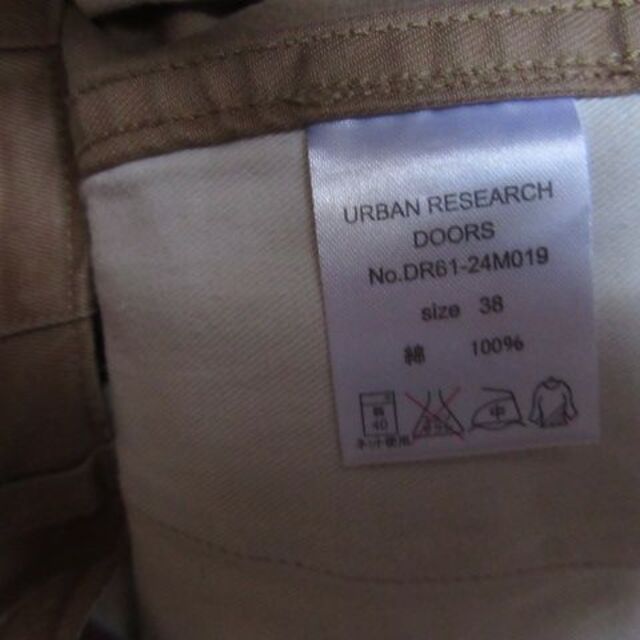 URBAN RESEARCH DOORS(アーバンリサーチドアーズ)の未使用品★URBAN RESEARCH DOORS*ワイド チノパンツ♪３８ レディースのパンツ(チノパン)の商品写真