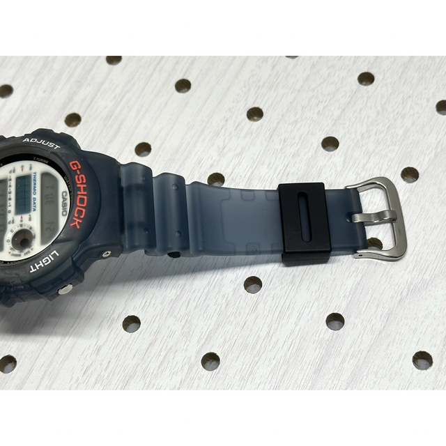 CASIO G-SHOCK DW-6100 豆球 レア 美品 メンズの時計(腕時計(デジタル))の商品写真