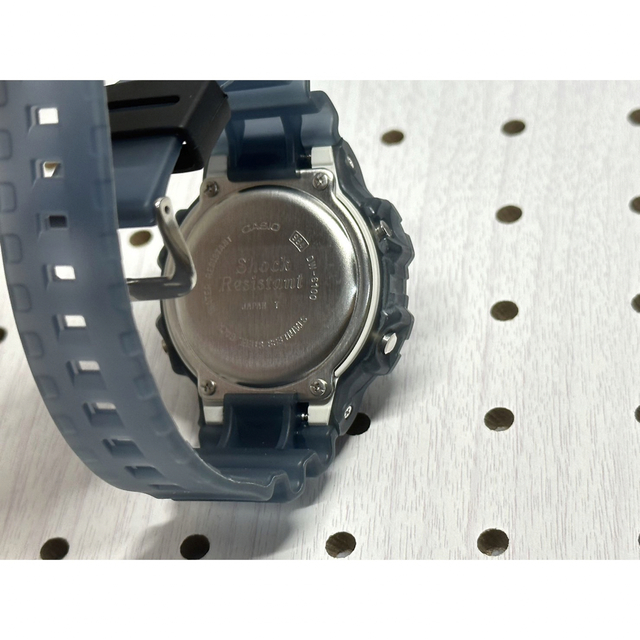 CASIO G-SHOCK DW-6100 豆球 レア 美品 メンズの時計(腕時計(デジタル))の商品写真