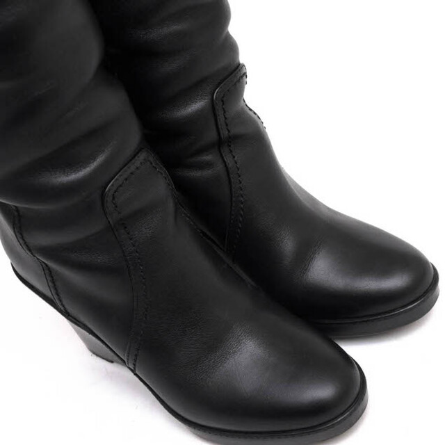 Ferragamo(フェラガモ)のフェラガモ／Salvatore Ferragamo ロングブーツ シューズ 靴 レディース 女性 女性用レザー 革 本革 ブラック 黒  RAMOS C ガンチーニ金具 レディースの靴/シューズ(ブーツ)の商品写真