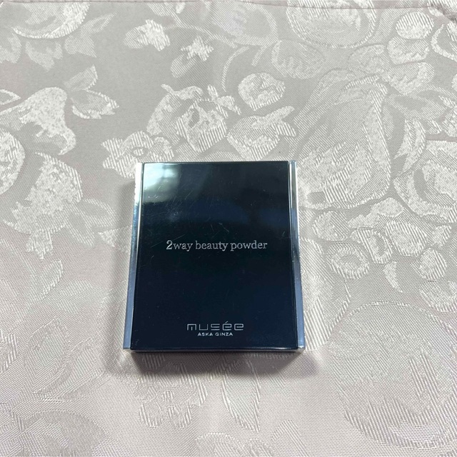 ASKA(アスカコーポレーション)のmusée ASKA GINZA 2 way beauty powder コスメ/美容のベースメイク/化粧品(フェイスパウダー)の商品写真