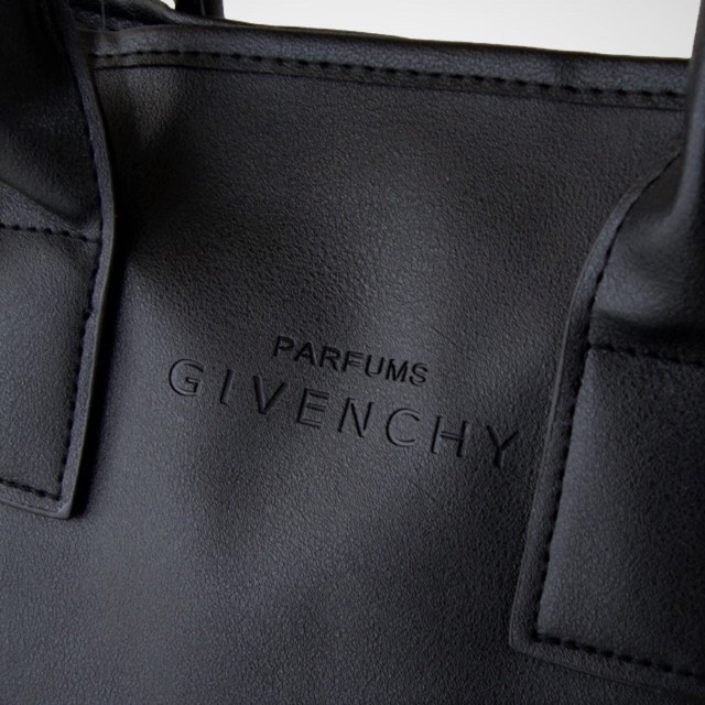 GIVENCHY(ジバンシィ)のGIVENCHY ジバンシー ノベルティ トートバッグ ブラック ビジネスバッグ レディースのバッグ(トートバッグ)の商品写真