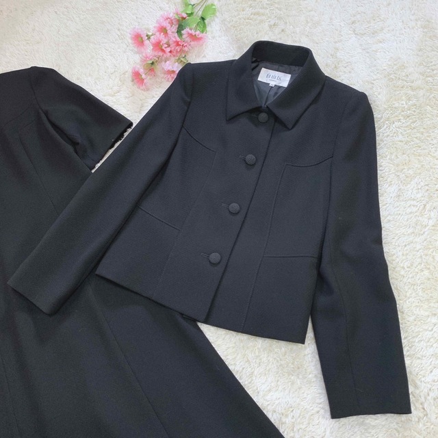 美品 自由区 オンワード樫山 高級喪服 礼服 スーツ ブラックフォーマル 36