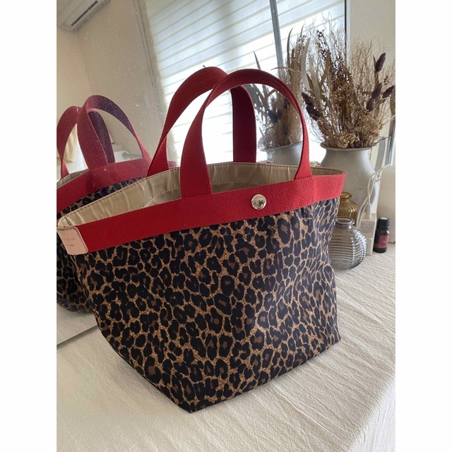 Herve Chapelierエルベシャプリエ 限定版 6300円 www.gold-and-wood.com
