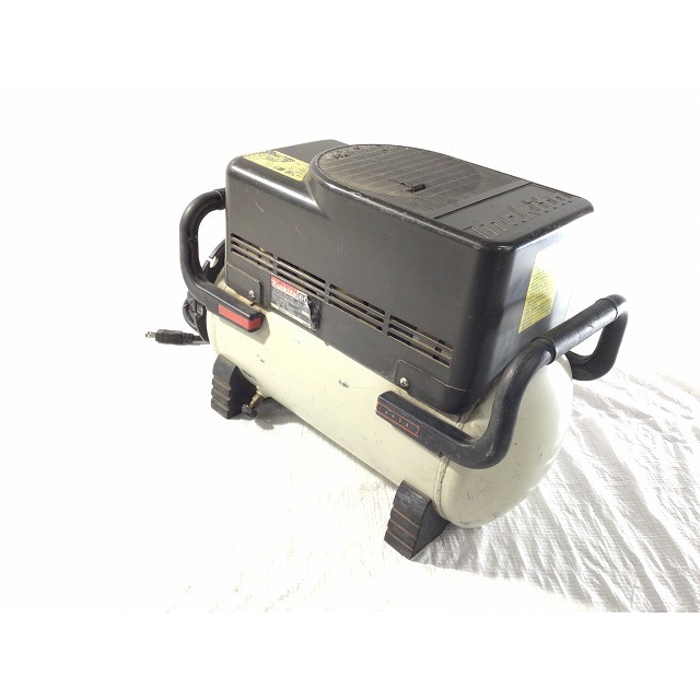Makita - ☆中古品☆makita マキタ 常圧 エアコンプレッサ Makita - ☆中古品☆makita マキタ 常圧 エアコンプレッサ