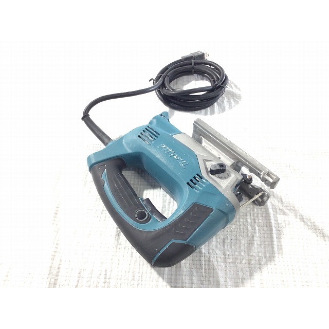 ☆品☆makita マキタ ジグソー JV0600 電気のこぎり 切断機 木材加工 電動工具 工具レス 65466