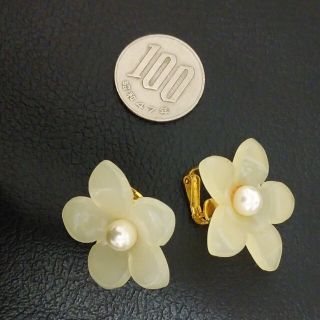 中古★イヤリング　花(イヤリング)