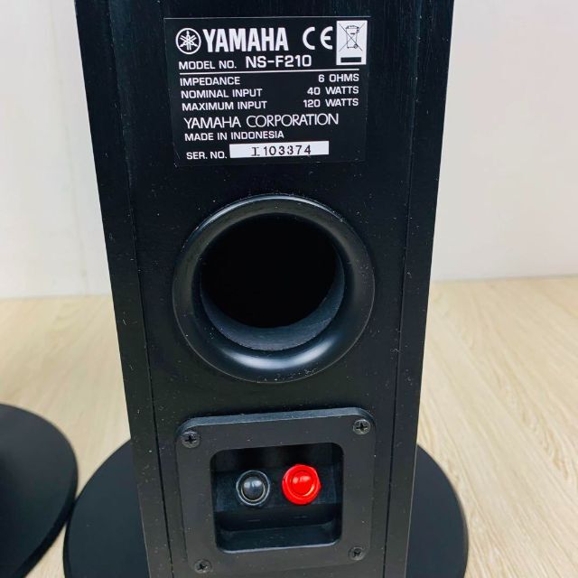 ヤマハ(ヤマハ)のYAMAHA トールボーイスピーカー NS-F210 2本セット スマホ/家電/カメラのオーディオ機器(スピーカー)の商品写真