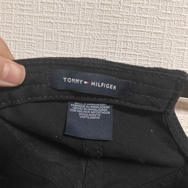 TOMMY HILFIGER(トミーヒルフィガー)のTOMMY HILFIGER CAP トミー ヒルフィガー 6パネルキャップ　黒 メンズの帽子(キャップ)の商品写真