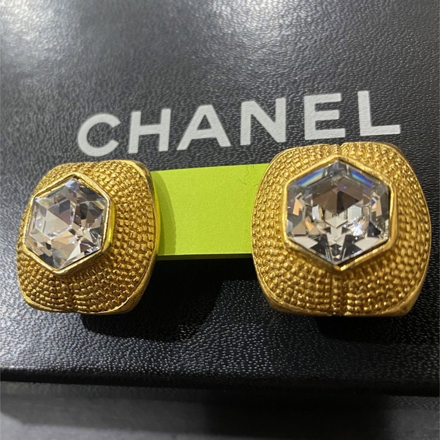 送料無料 未使用 CHANEL シャネル ラインストーン イヤリング 箱 流行