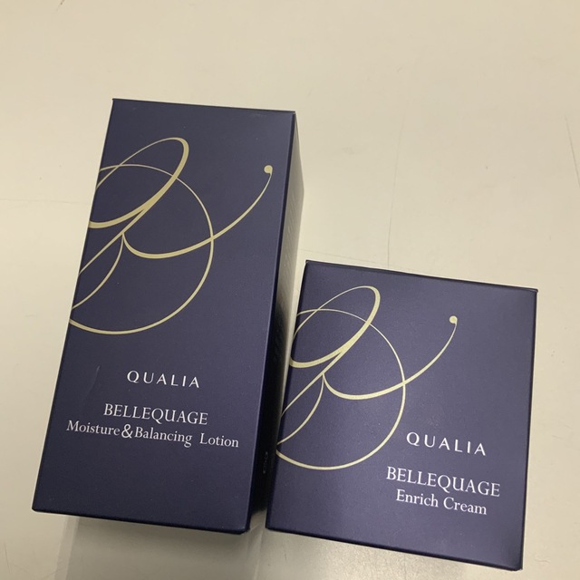 QUALIA ベルクアージュ　ローション&クリーム コスメ/美容のスキンケア/基礎化粧品(化粧水/ローション)の商品写真