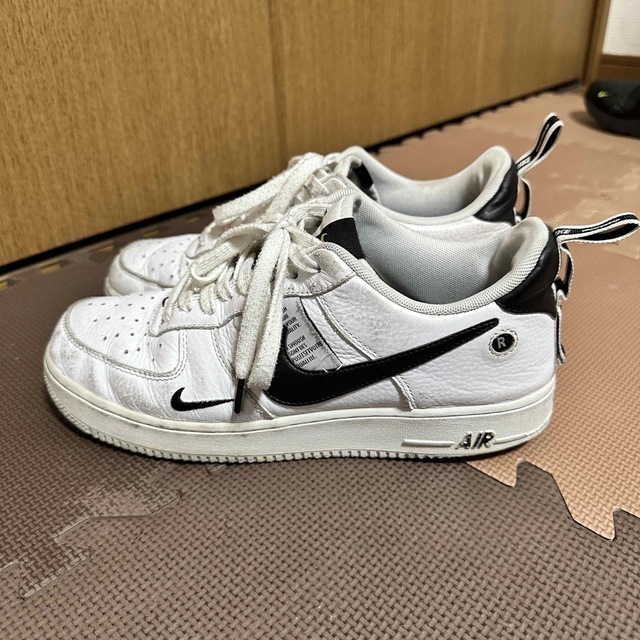 NIKE(ナイキ)のNIKI AIR FORCE 1 07 8 ナイキ エアフォース 1  ホワイト メンズの靴/シューズ(スニーカー)の商品写真