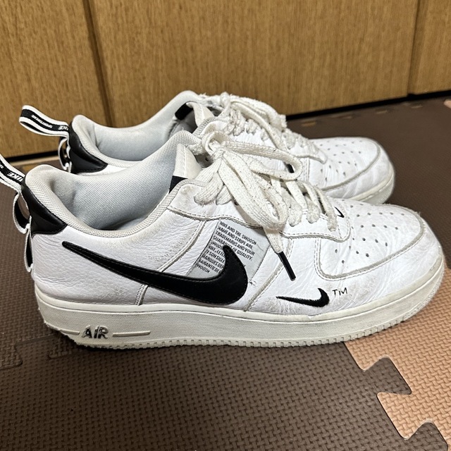 NIKE(ナイキ)のNIKI AIR FORCE 1 07 8 ナイキ エアフォース 1  ホワイト メンズの靴/シューズ(スニーカー)の商品写真