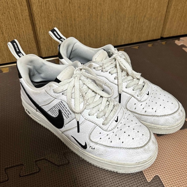 NIKE(ナイキ)のNIKI AIR FORCE 1 07 8 ナイキ エアフォース 1  ホワイト メンズの靴/シューズ(スニーカー)の商品写真