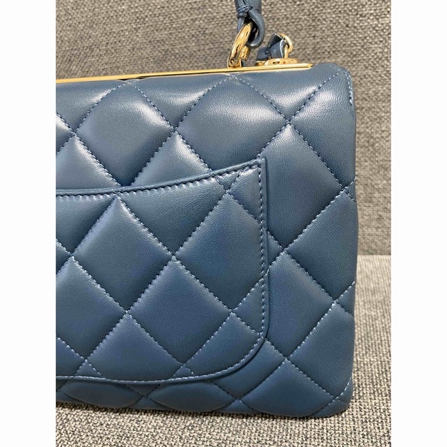 CHANEL トップハンドルフラップバッグ　マトラッセ