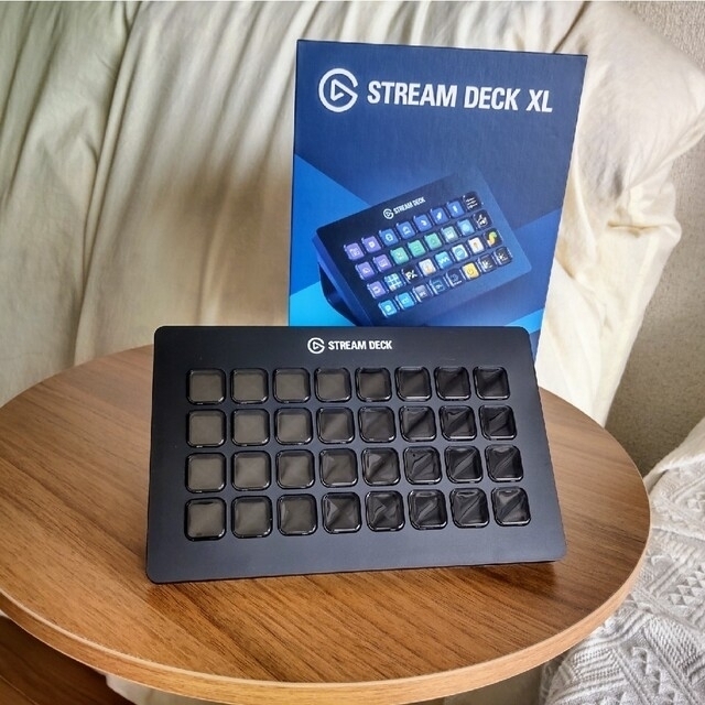 elgato(エルガト) STREAM DECK XL 10GAT9900-JP エンタメ/ホビーのゲームソフト/ゲーム機本体(その他)の商品写真