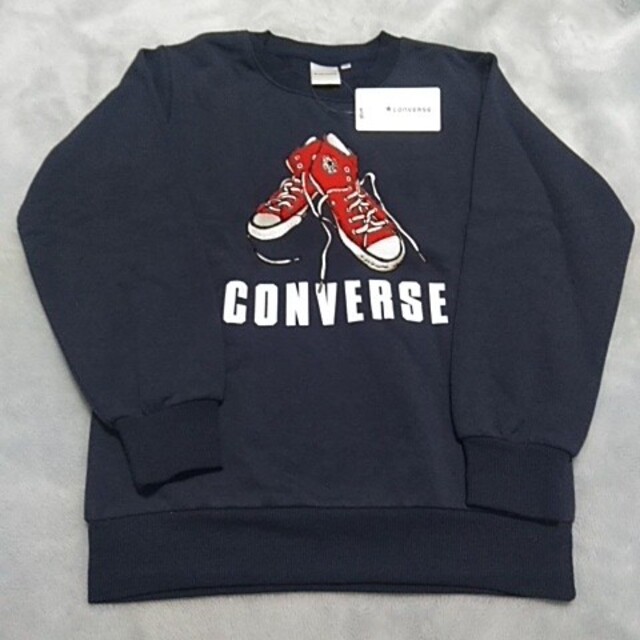 CONVERSE(コンバース)の【ゆずとら様専用】★CONVERSE★裏起毛トレーナー 150 キッズ/ベビー/マタニティのキッズ服男の子用(90cm~)(Tシャツ/カットソー)の商品写真