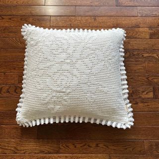 ローラアシュレイ クッションカバーの通販 100点以上 | LAURA ASHLEYの