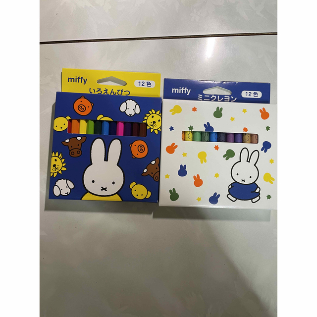 KUTSUWA(クツワ)のクツワ他　ミッフィー　miffy 文具セット　５点 エンタメ/ホビーのおもちゃ/ぬいぐるみ(キャラクターグッズ)の商品写真