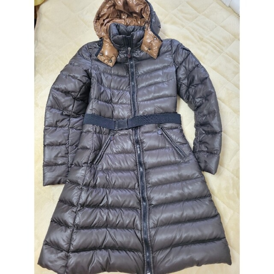 かわいい！ MONCLER - モンクレール ロングダウンコート モカシン 0