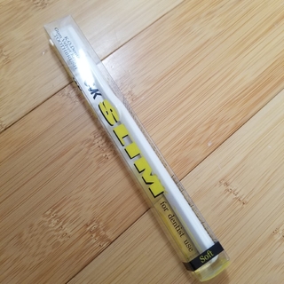 【新品未開封品】GVK  SLIM  歯ブラシ   (Soft) 黄色(歯ブラシ/歯みがき用品)
