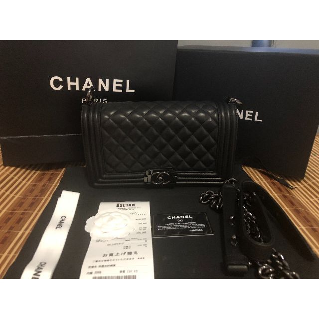 定番 CHANEL - BOY CHANEL チェーンショルダーバッグ ラージサイズ